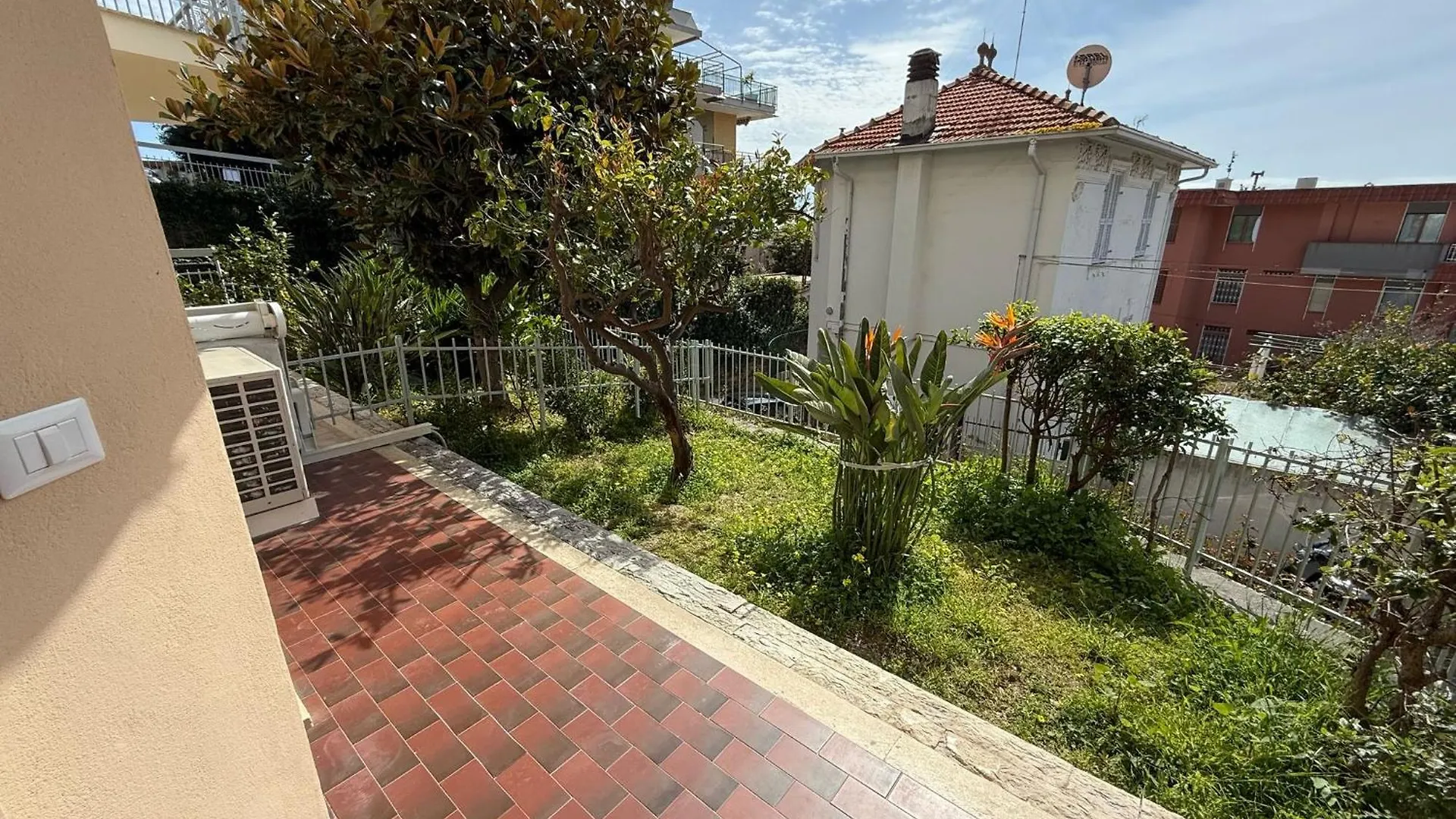 Apartment Wh - Appartamento Siccardi In Zona Residenziale Con Posto Auto Sanremo Italy